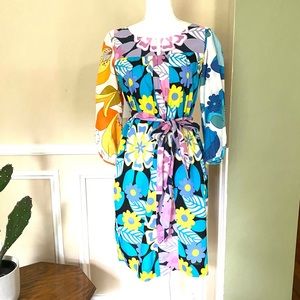 ANTHROPOLOGIE Le Shack Mod Flower Dress